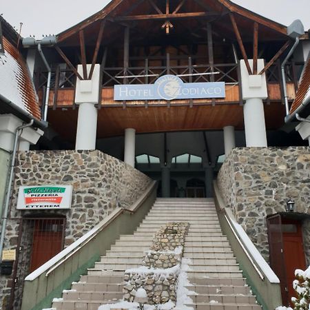 Hotel Zodiaco Szekszárd Eksteriør bilde